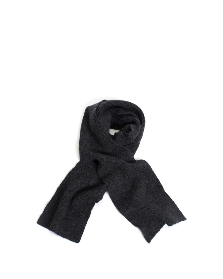 anonymous copenhagen Vinni scarf 100% cashmere Dark grey