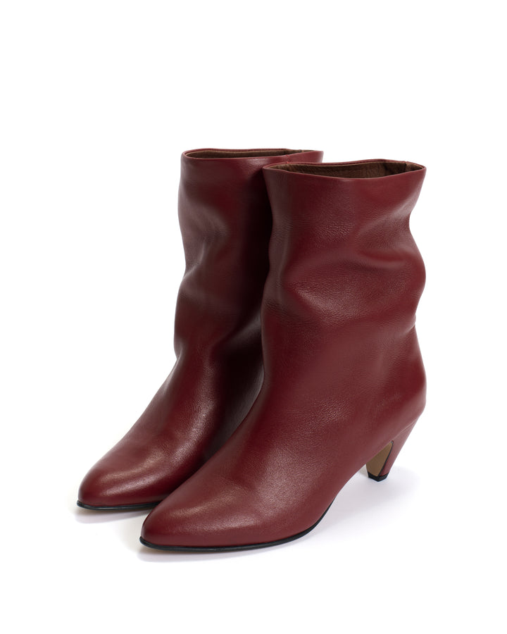 Anonymous Copenhagen Vully 50 Stiletto Soft Calf Pomegranate