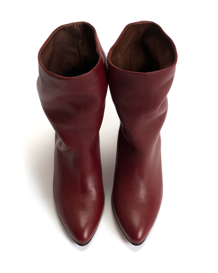 Anonymous Copenhagen Vully 50 Stiletto Soft Calf Pomegranate