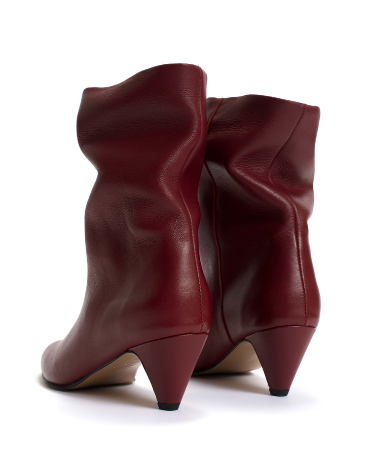 Anonymous Copenhagen Vully 50 Stiletto Soft Calf Pomegranate