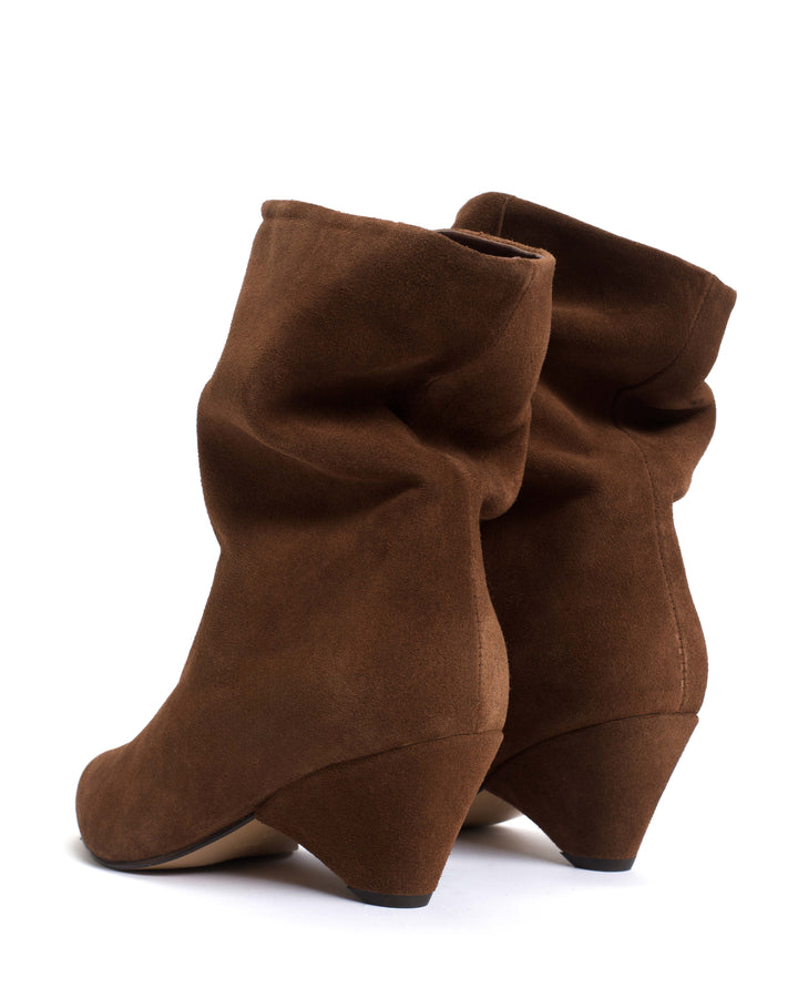 Anonymous Copenhagen Vully 50 Triangle Calf Suede Coconut