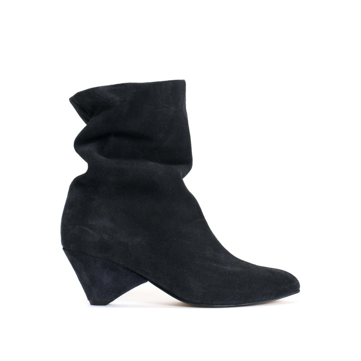 anonymous copenhagen Vully 50 triangle Calf suede Dark blue