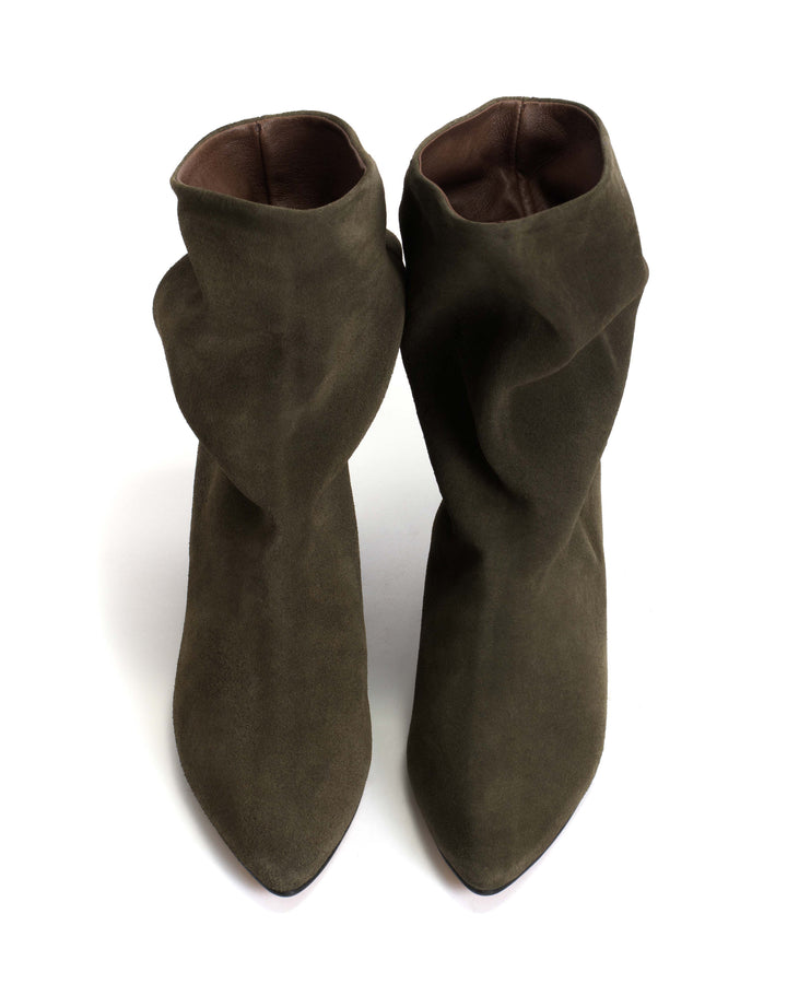 Anonymous Copenhagen Vully 50 Triangle Calf Suede Moss Green