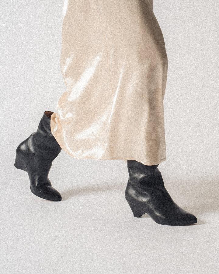 Anonymous Copenhagen Vully 50 Triangle Soft Calf Black