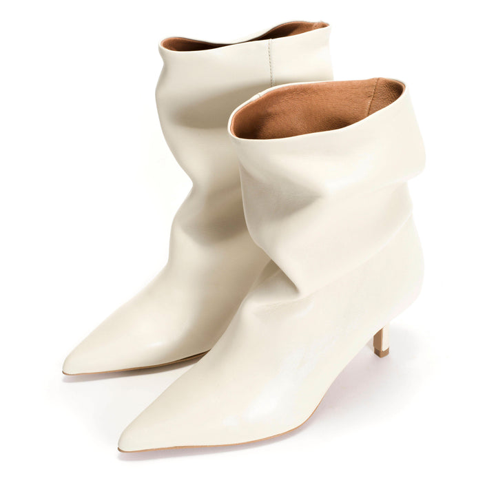 Anonymous Copenhagen Vully 55 Pin Soft Calf Milk White