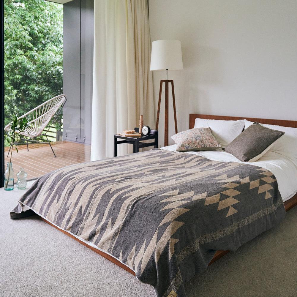 Anonymous Ism Large - Native Motif Cotton Pile Blanket - Beige Home-Basshu