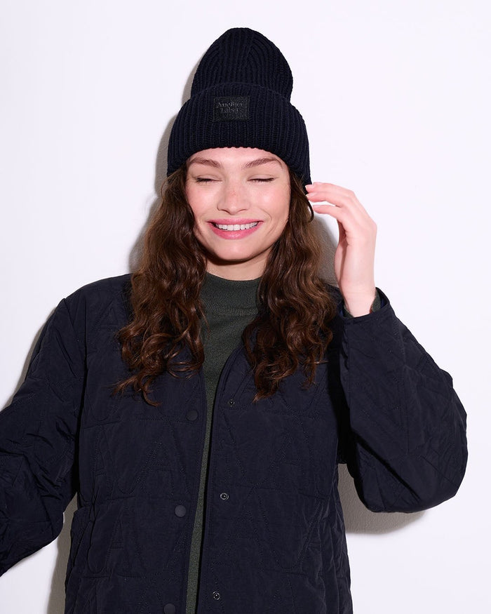 Another Label Another Beanie Black