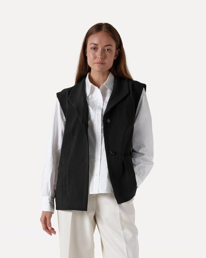 another label Bar waistcoat Black