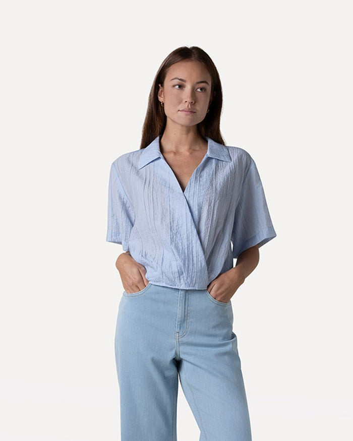 another label Dani top Serenity