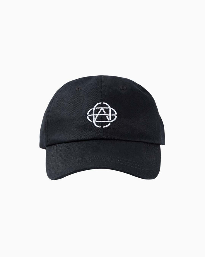 Another Label Fabienne Cap Clean Black