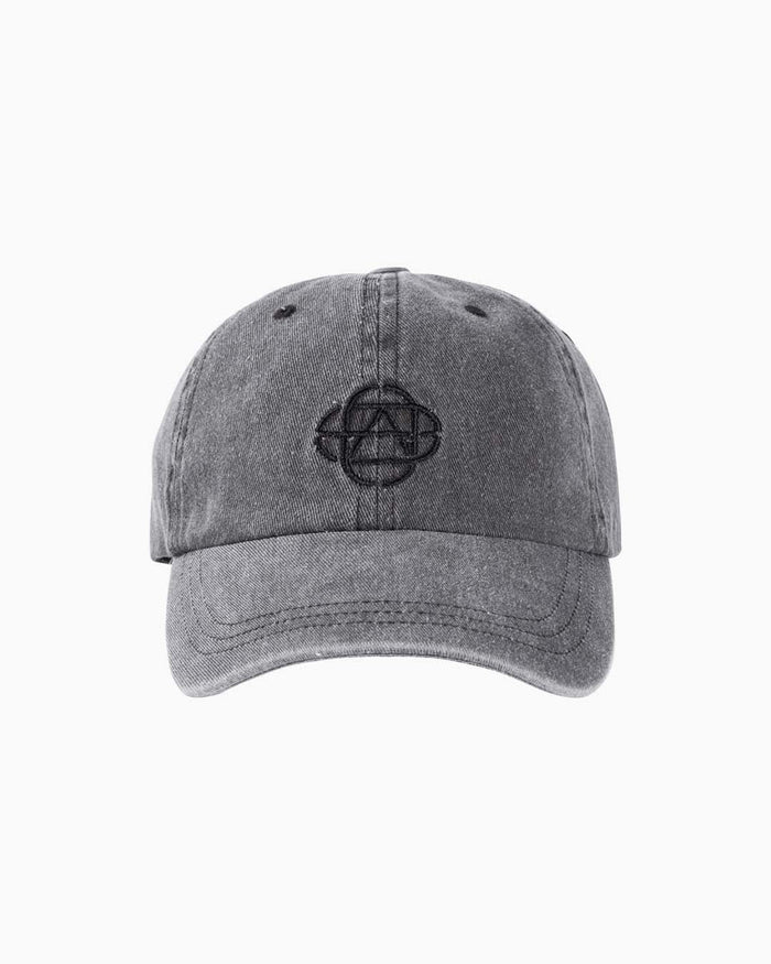 Another Label Fabienne Cap Washed Black Denim