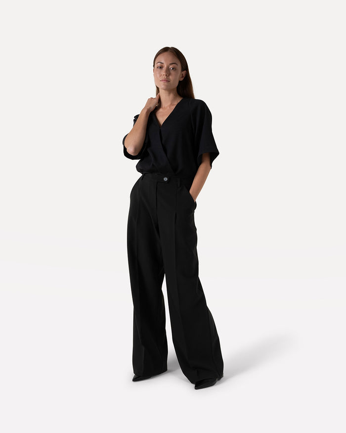 Another Label Merel Top Black