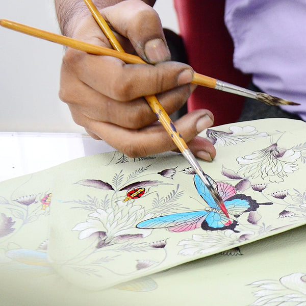 Anuschka Accordion Style Credit And Business Card Holder - 1110