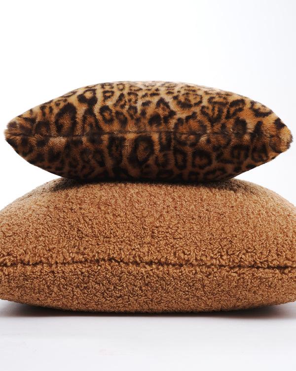 Apparis Brenn Bouclette Pillow Hazelnut