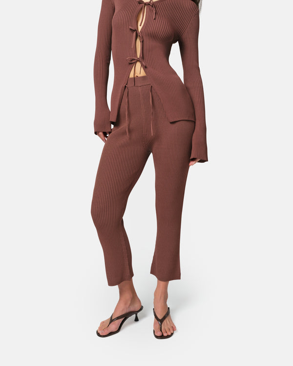 Apparis Desi Capri Pants Clay