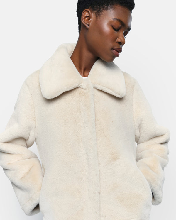 Apparis Elis Coat Latte