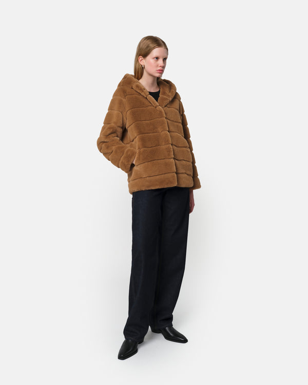 Apparis Goldy Coat Camel