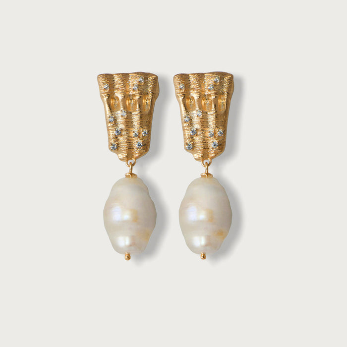 apples & figs Shell Vermeil Pearl Cubic Zirconia Earrings