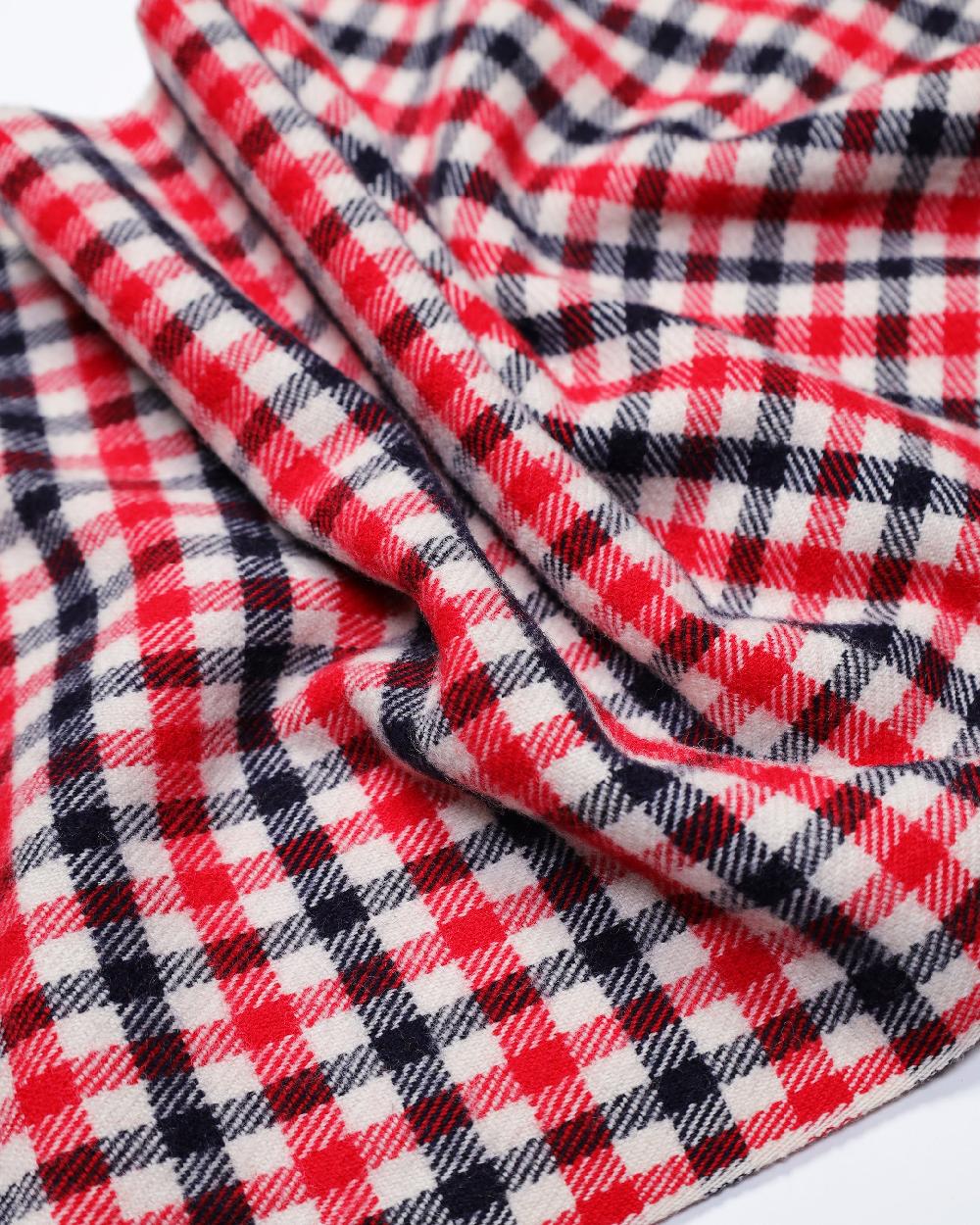 Aquascutum ACTIVE WATER REPELLENT SCARF