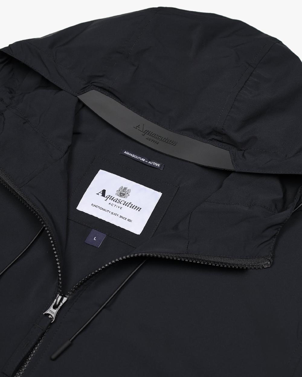Aquascutum HOODED STRETCH WINDBREAKER