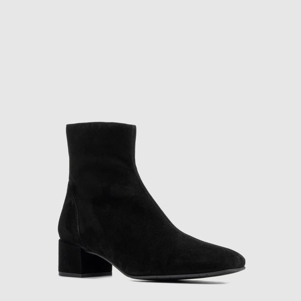 Aquatalia Larra Black