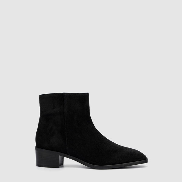 aquatalia Reeta Black suede
