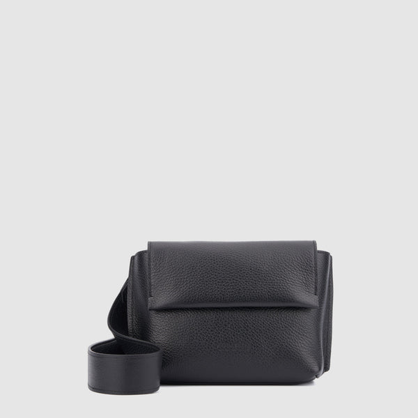 aquatalia Soho Crossbody Black pebbled