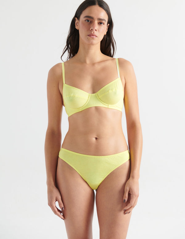 Araks Bettina Thong Pollen Pollen Yellow