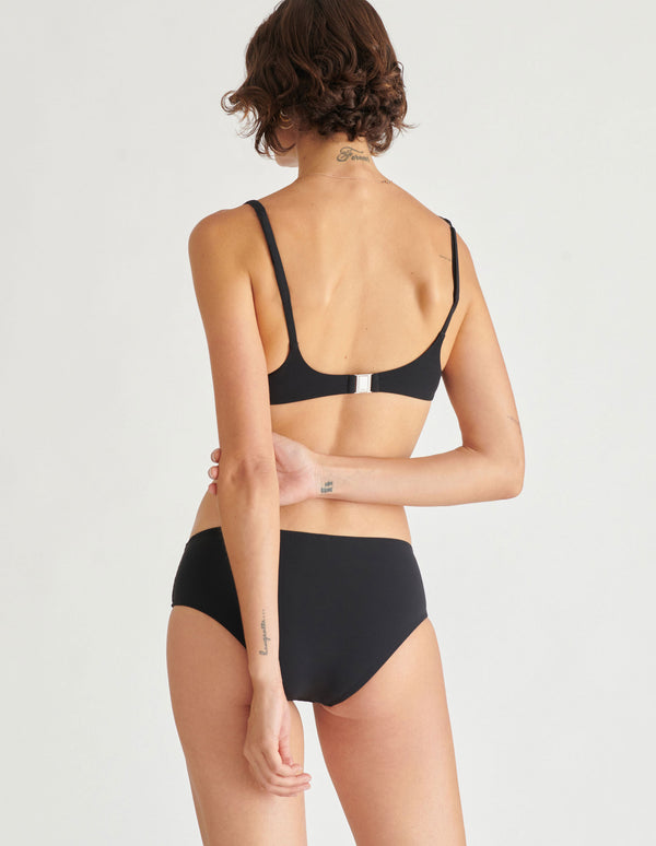Araks Ezra Hipster Black Black