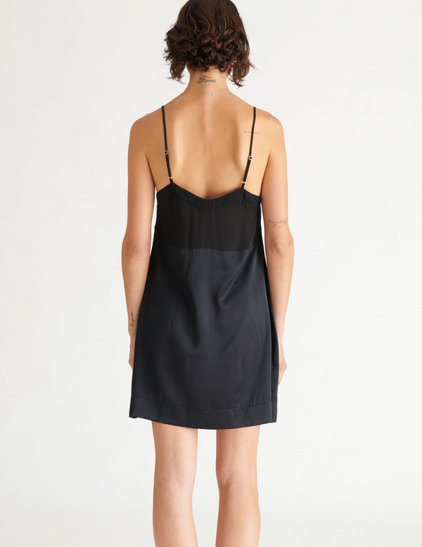 Araks Holly Slip Black Black
