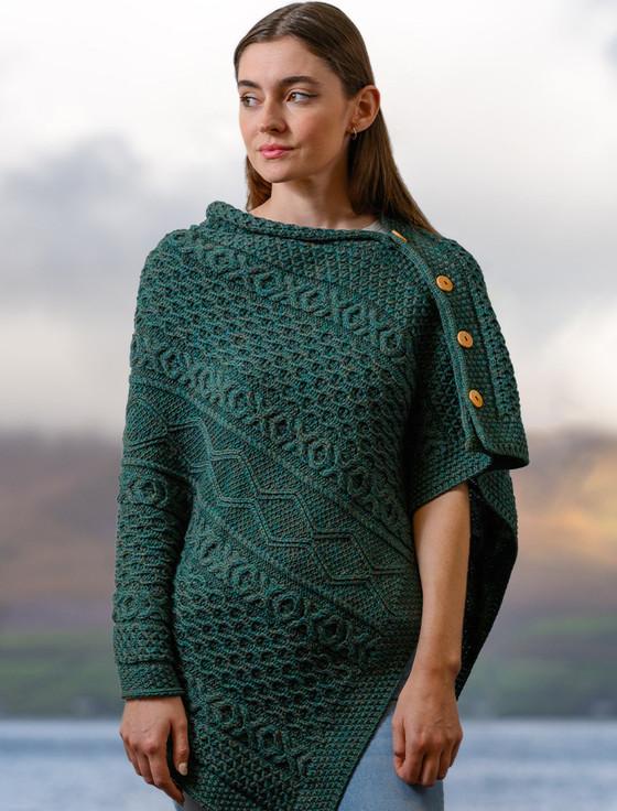Aran Cashmere Aran Buttoned Wool Poncho