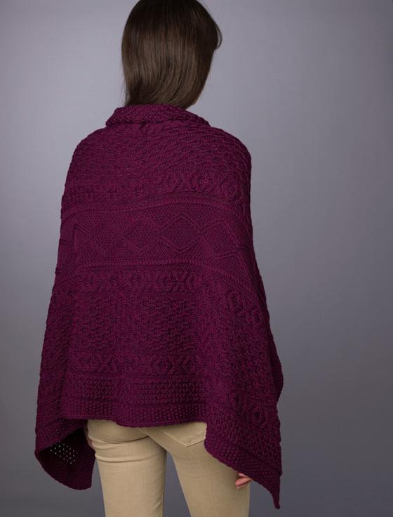 Aran Cashmere A‎ran Butt‎oned Wool Po‎ncho