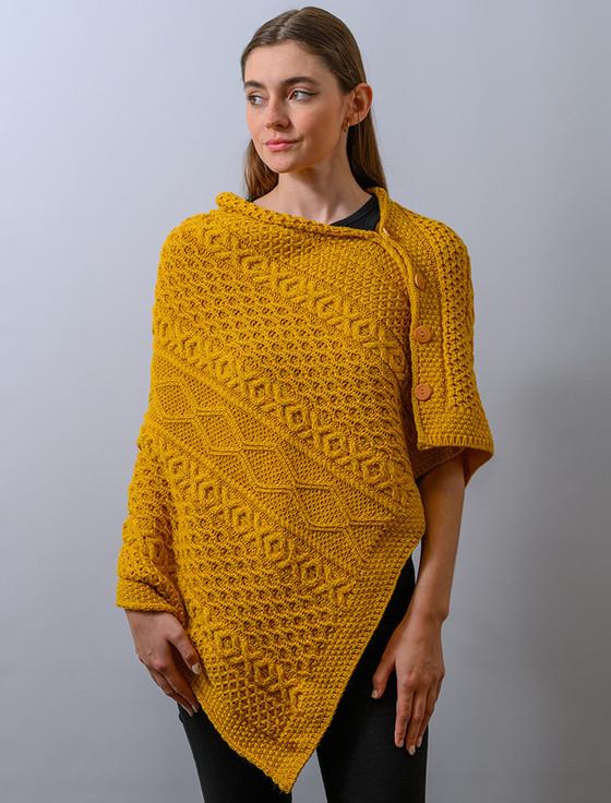 Aran Cashmere ‎A‎ran Butt‎oned‎ Wool Poncho