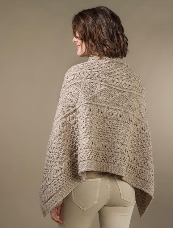 Aran Cashmere ‎Aran Butt‎o‎‎ned Wool Poncho