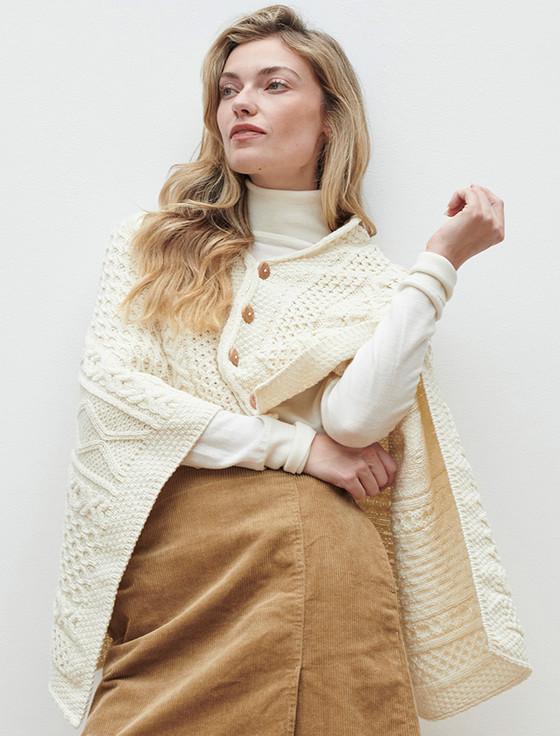 Aran Cashmere Aran Butt‎oned Wool Poncho