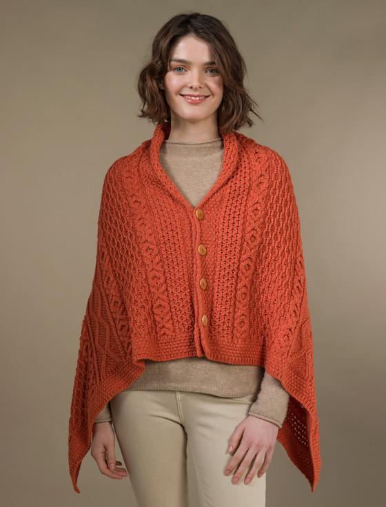 Aran Cashmere Aran Butt‎oned Wool Poncho