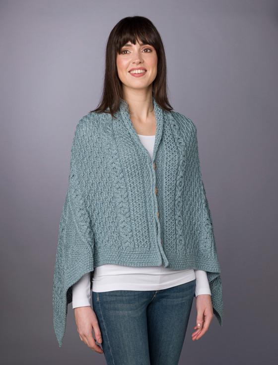 Aran Cashmere ‎‎‎Aran Butt‎oned Wool Poncho