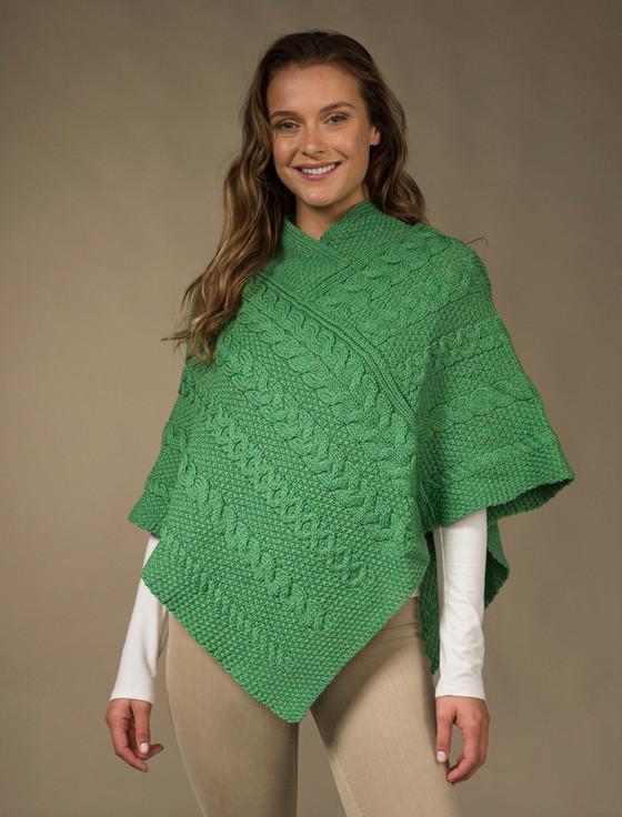 aran cashmere Aran Cable & Moss Poncho
