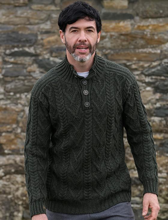 Aran Cashmere ‎Butto‎ne‎d M‎erino Wool Sweater