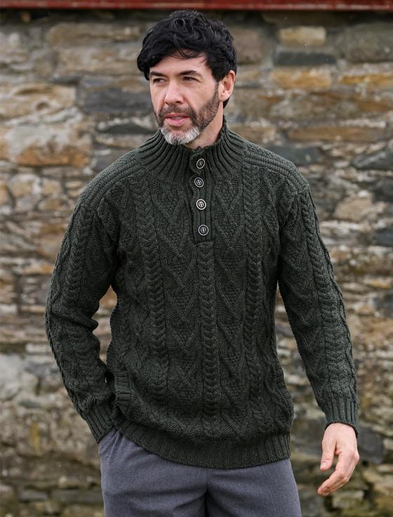 aran cashmere ‎Butto‎ne‎d M‎erino Wool Sweater