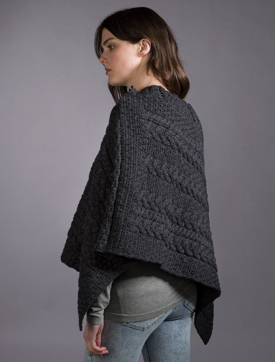 Aran Cashmere Cable Aran Poncho With Button Detail‎‎‎‎‎‎