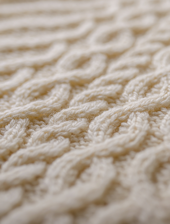 Aran Cashmere Cable Crew Neck Sweater With Pockets