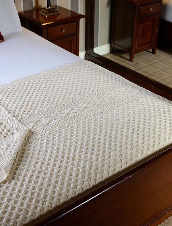 aran cashmere Casey Clan Aran Throw