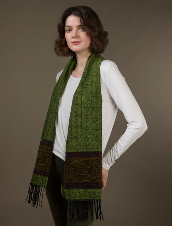 Aran Cashmere Celtic Dogs Pattern Scarf