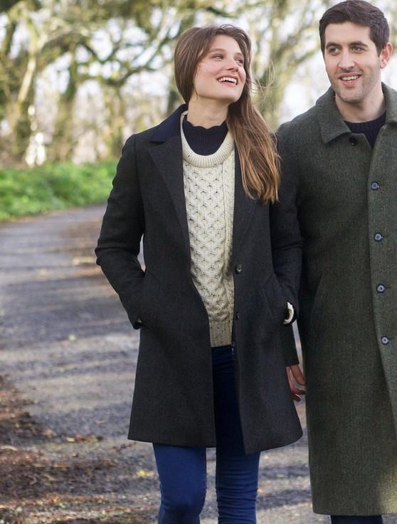 aran cashmere Ciara Tweed Coat - Winning Green