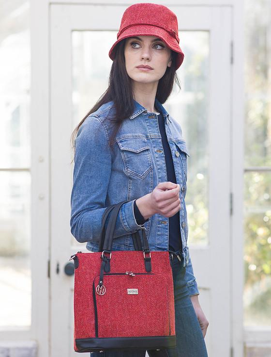 Aran Cashmere Ciara Tweed & Leather Bag - Red