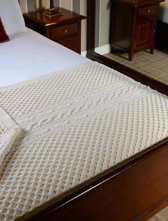 aran cashmere Cullen Clan Aran Throw