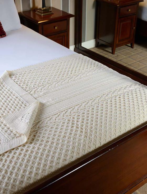 aran cashmere Cunningham Clan Aran Throw