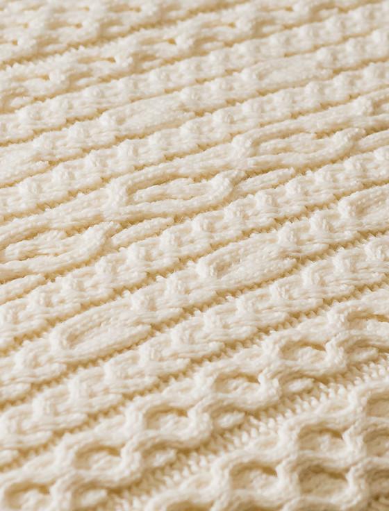 Aran Cashmere Daly Clan Aran Bed Runner