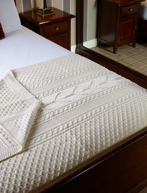 aran cashmere Doherty Clan Aran Throw